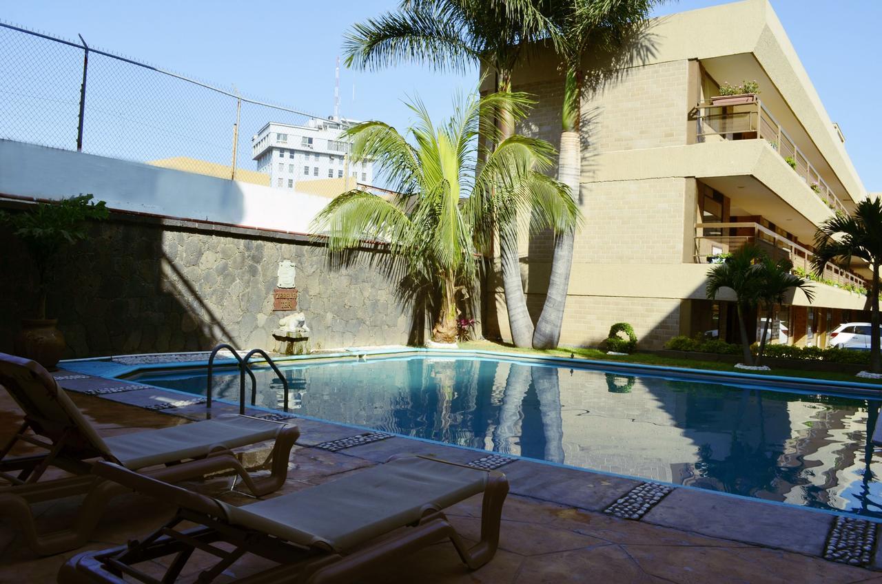 Best Western Plus Plaza Florida & Tower Irapuato Zewnętrze zdjęcie